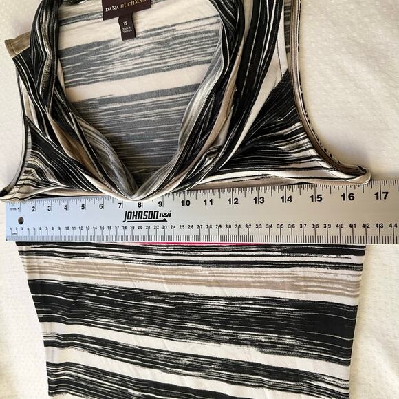 Dana Buchman Women’s Sleeveless Stretchy Stripes Blouse size XS, Black & White - Picture 3 of 6